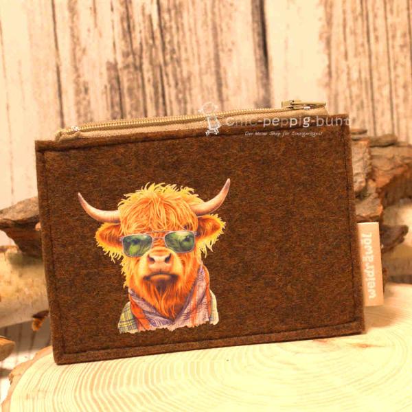 Mäppchen Filz mit Stier Motiv braun Mäppchen Filz mit Stier Motiv braun