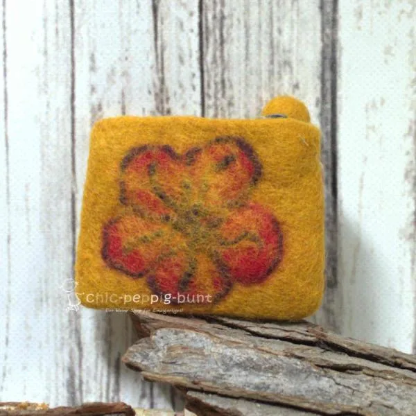 Mäppchen mini Filz mit Blumen Motiv