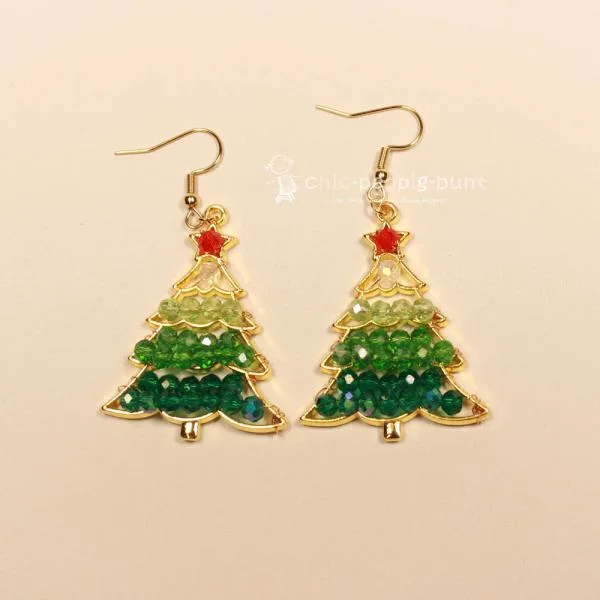 Ohrringe Weihnachten Mini-Perlen aufgefädelt als Zweig, vergoldeter Modeschmuck, handmade chic-peppig-bunt