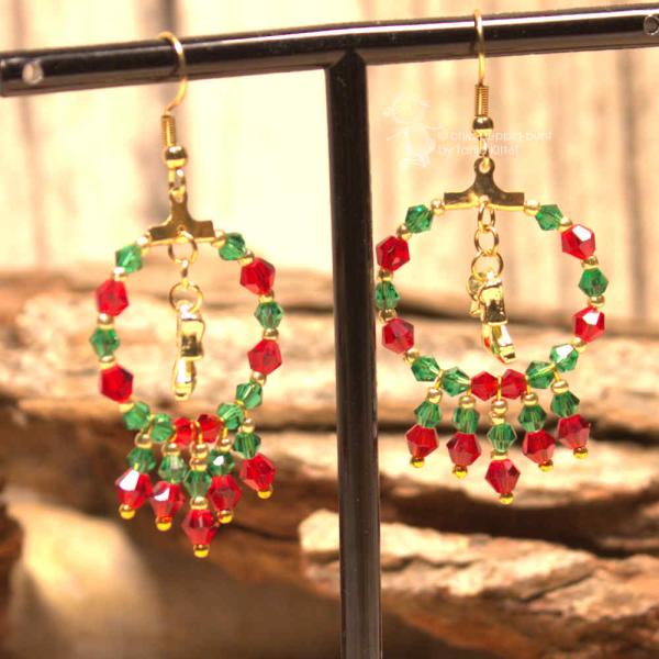 Ohrringe Weihnachten Kranz mit Perlen und Schleife