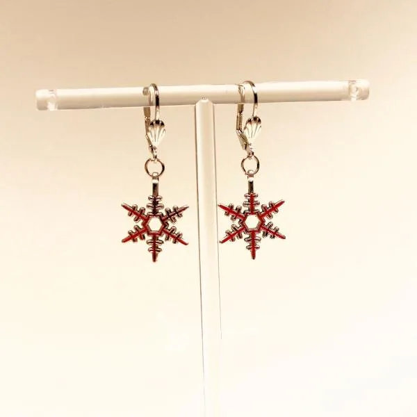 Ohrringe Schneeflocke Weihnachten in rot versilbert - ohrringe modeschmuck vergoldet weihnachten schneeflocke rot