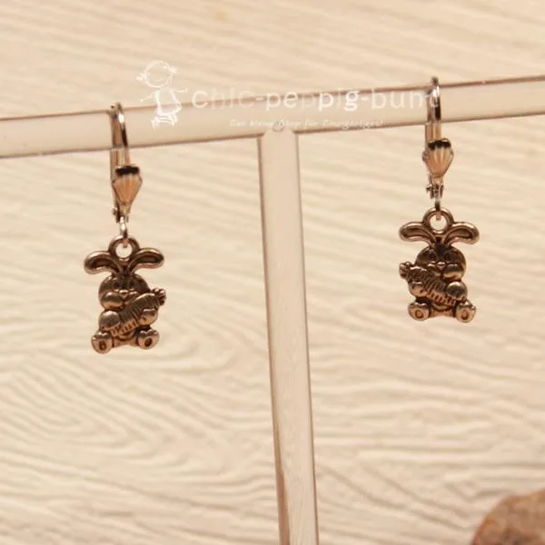 Ohrringe Hase mit Karotte - Ostern versilbert - ohrringe modeschmuck versilbert hase ostern mini