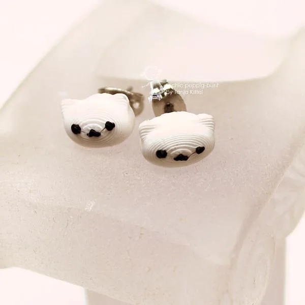 Kleine Katzen Ohrstecker Versilbert – Mini Katzenkopf Ohrringe Weiß - ohrstecker ohrringe modeschmuck weiss katze versilbert