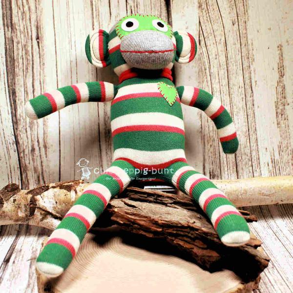 Kuscheltier Sockenaffe 40 cm grün - rot - creme gestreift von Hickups
