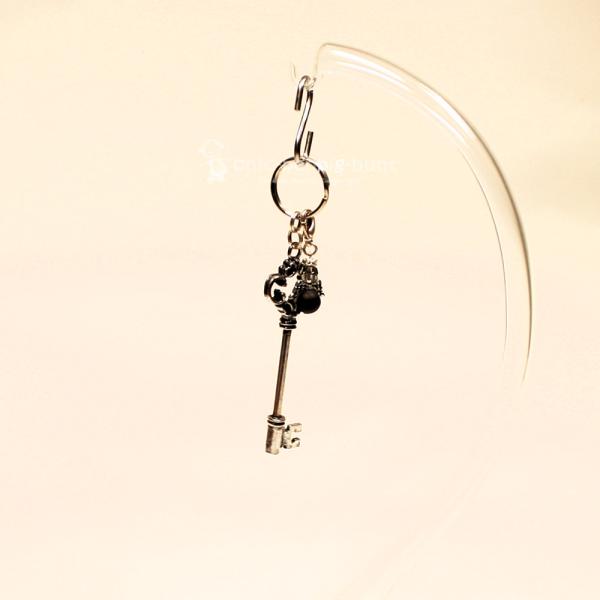 Schlüsselanhänger Schutzengel Schwarz – 2-in-1 Schlüssel & Charmsanhänger