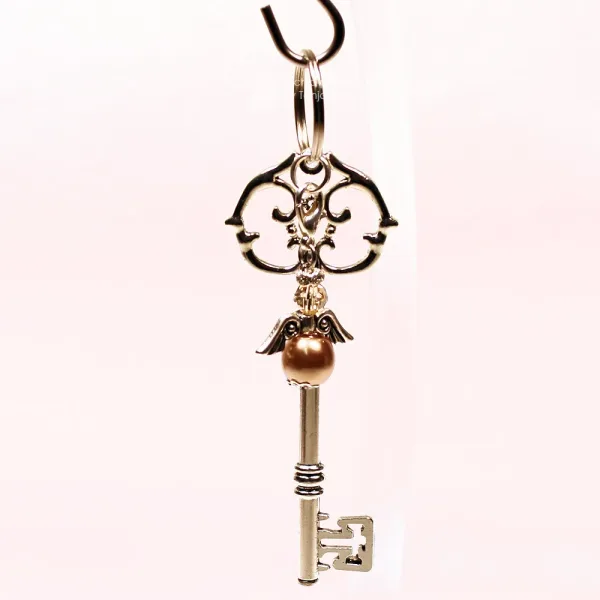 Goldener Schutzengel Schlüsselanhänger – Edler Vintage-Schlüssel & Charm - schluesselanhaenger engel gold schluessel strass (1)