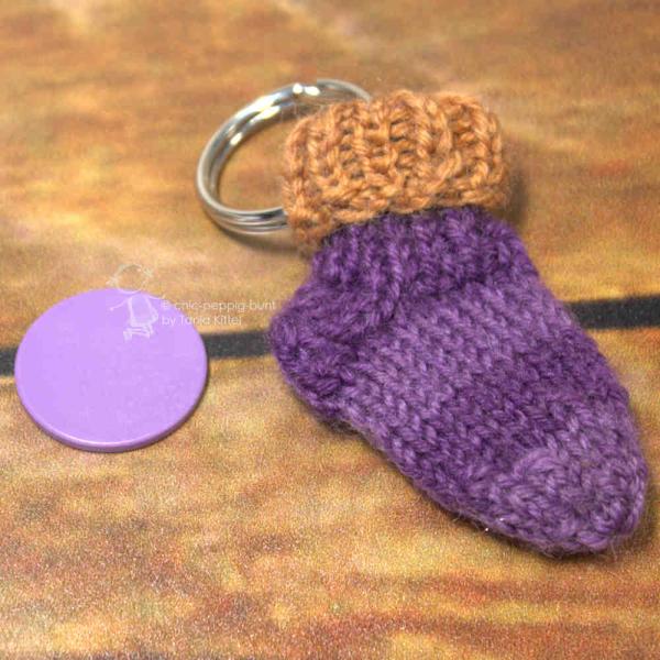 mini Socke - Schlüsselanhänger mit Einkaufschip