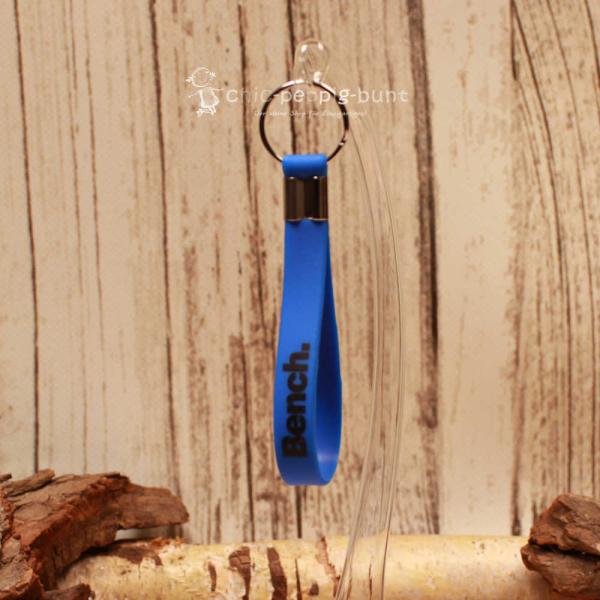 Bench Taschenbaumler befestigt an einem Rucksack zur Veranschaulichung der 12 cm Länge.