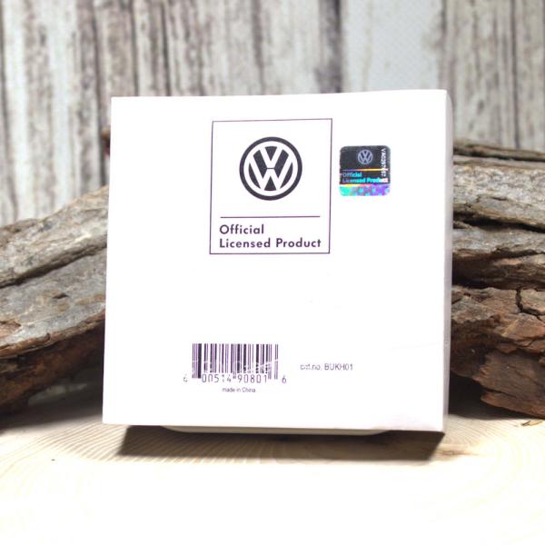 Hochwertiger Schlüsselanhänger aus verchromtem Metall in Form der blau-weißen VW T1 Bus Front in geprägter Blech-Geschenkbox. Hochwertiger Schlüsselanhänger aus verchromtem Metall in Form der blau-weißen VW T1 Bus Front in geprägter Blech-Geschenkbox.