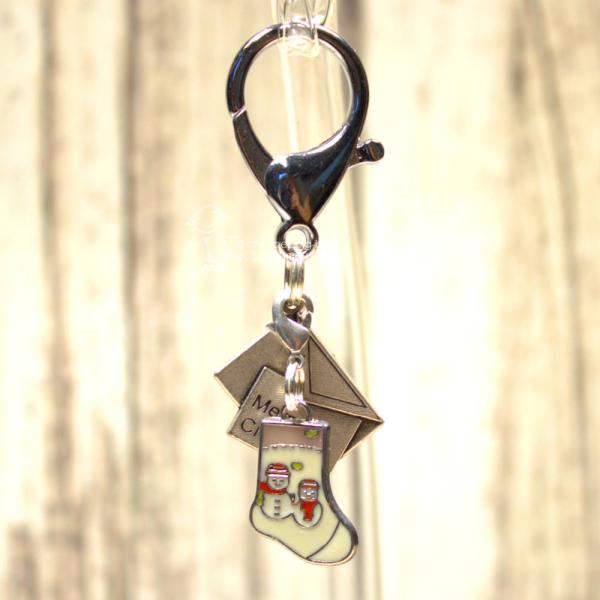Schlüsselanhänger Weihnachten mit Karabiner Brief Socke versilbert
