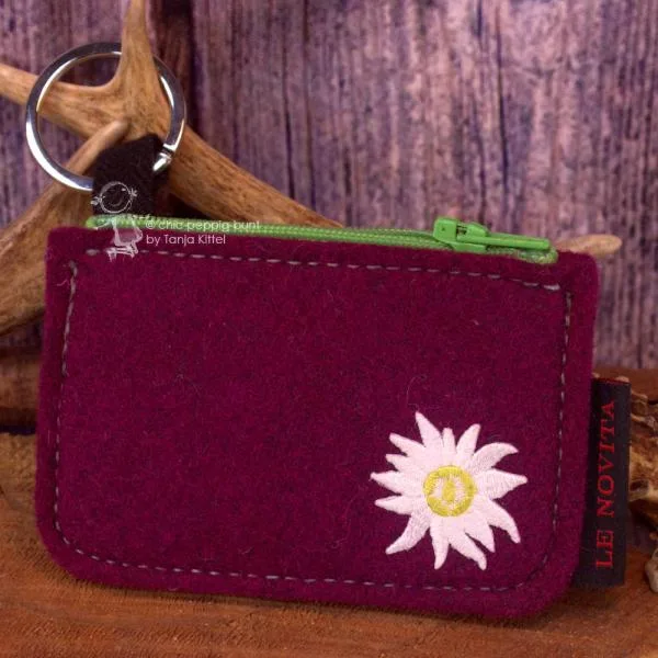 Schlüsselmappe bordeaux mit Edelweiß-Motiv aus Filz klein