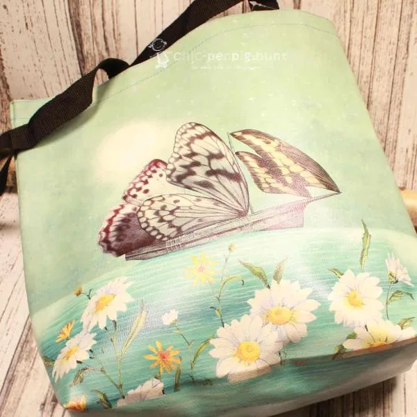 Shoppertasche gross Kunstleder mit Schmetterling Blumen Motiv - shopper tasche gross kunstleder schmetterling gruen mint blumen