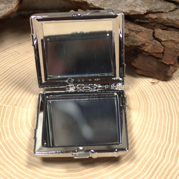 Vergrösserungsspiegel als Quadrat Handspiegel in silber