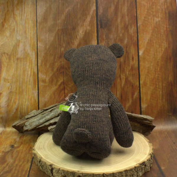 Kuscheltier gestrickter Bär mit Spitzohren Kuscheltier gestrickter Bär mit Spitzohren