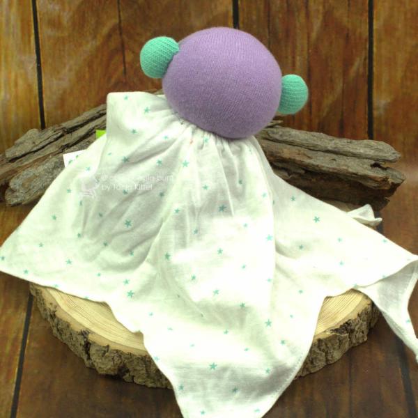 Kuschelnilferd aus weichem Stoff Kuschelnilferd aus weichem Stoff