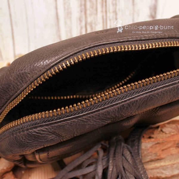 Umhängetasche schwarz Leder 4 Fächer Quaste