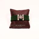 Dunkelgrünes Trachten Armband aus Filz mit versilbertem Edelweiß-Element, Strassstein und funkelndem Kunststoff-Kristallknopf.