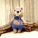 Gehäkelter Biber Stoffpuppe Stofftier Handmade Beige Blau Latzhose 18cm Dekofigur