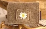 Filz-Geldbeutel Trachten klein beige