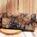 Großer Geldbeutel aus Stoff mit süßem Bären-Motiv und Magnetverschluss-Lasche..