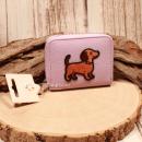 Fliederfarbener Kindergeldbeutel mit Dackel Trixie, Kunstleder, Reißverschluss, Innenansicht 6 Fächer.