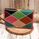 Geldbeutel mittelgroß buntes Leder - 19 Fächer Rautenmotiv