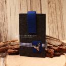 Dunkelgraue handgenähte Filztasche Marke Weidräwöl mit blauem Kontrast, Hirschkopf-Motiv und Klettverschluss für Smartphone und Zubehör.