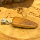 Kettenanhänger Zahn aus echt Holz