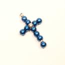 Großer versilberter Kettenanhänger in Kreuzform mit dunkelblauen Polarisperlen, Perlmutt-Effekt und funkelnden Strassrondellen.