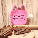 Flauschige pinke Umhängetasche für Kinder mit glitzernden Ohren, einer goldenen Krone und eleganter Metallkette.