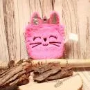 Flauschige pinke Umhängetasche für Kinder mit glitzernden Ohren, einer goldenen Krone und eleganter Metallkette.